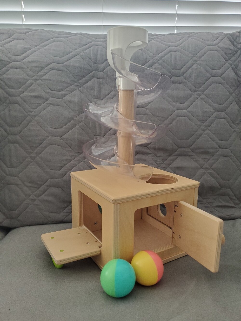 Lovevery Slide & Seek Ball Run With 2 Balls
